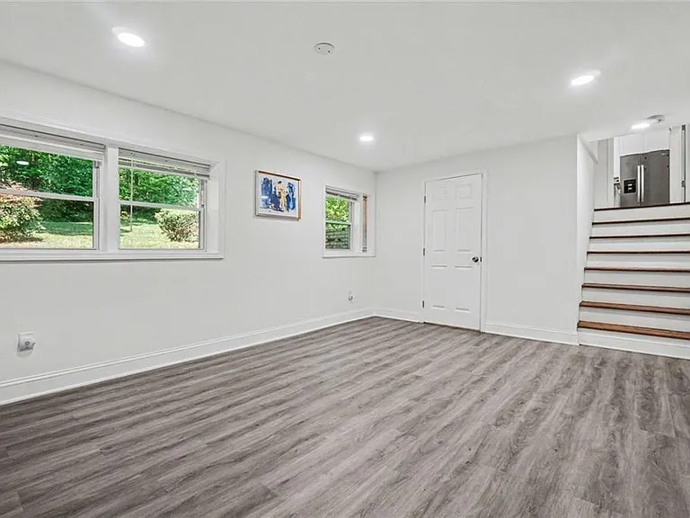 2637 Casher Dr — Photo 18