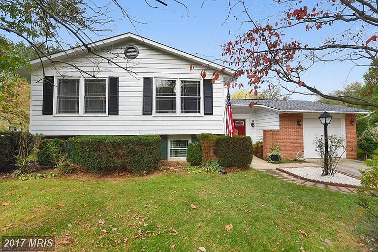 1st image of 504 Camelot Dr