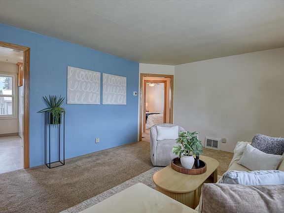 5th image of 1128 E Gordon Ave