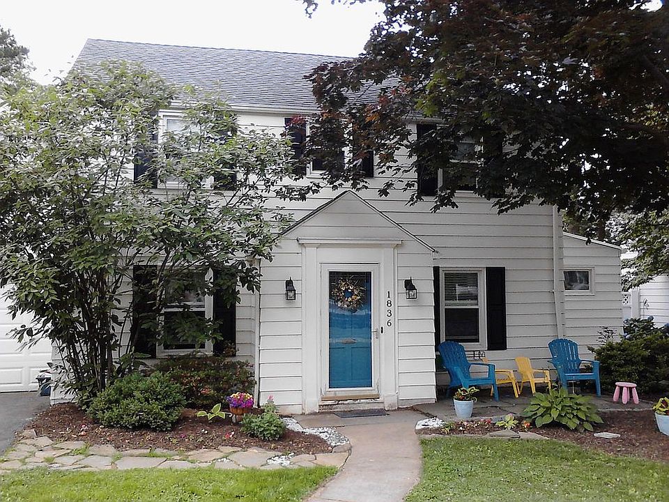 Front of house