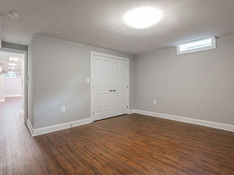 310 E Lanvale St — Photo 4