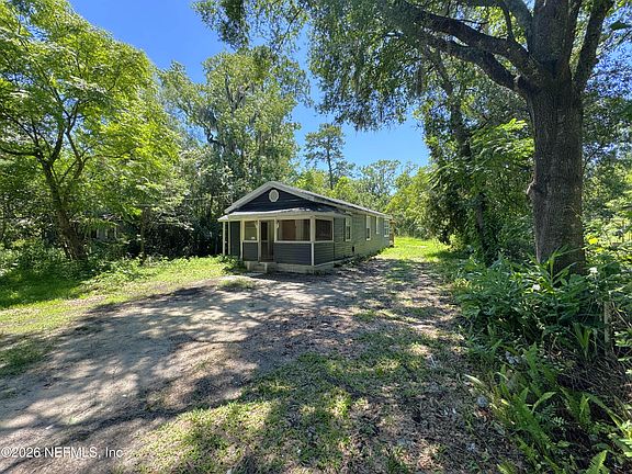 4th image of 1074 HOOD Avenue