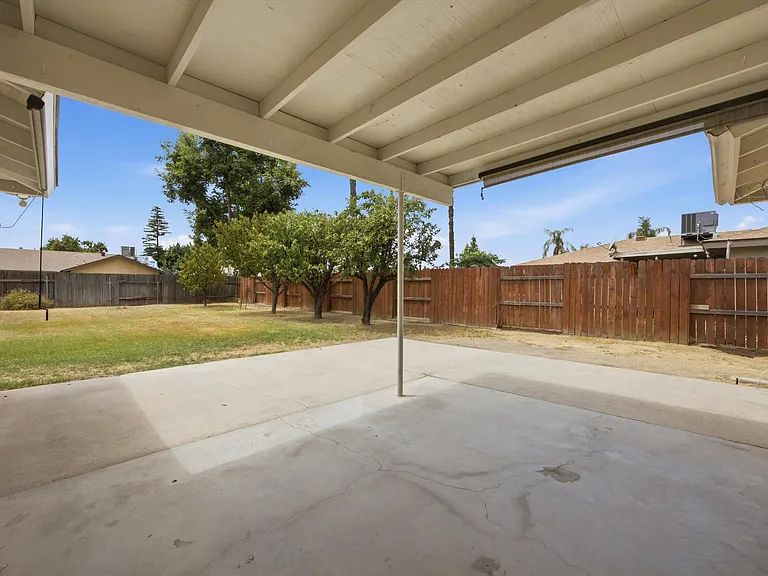 4709 Pinecastle Ave — Photo 33
