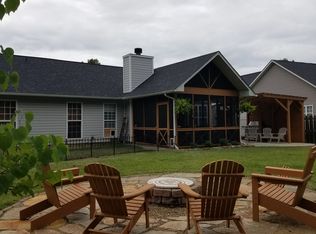 319 Meadow Pathway Dr, Fletcher, NC 28732