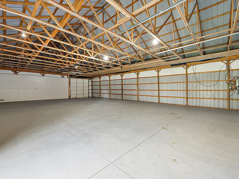 1442 Riley Center Rd — Photo 45