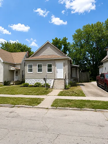 2817 N Erie St Photo 1