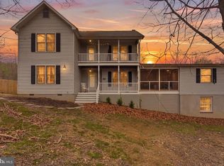 3608 N Red Oak Ln, Delaplane, VA