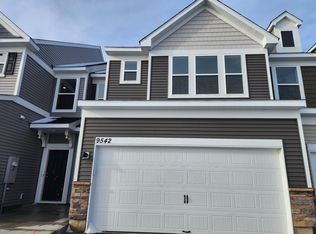 9542 4th St N, Lake Elmo, MN 55042