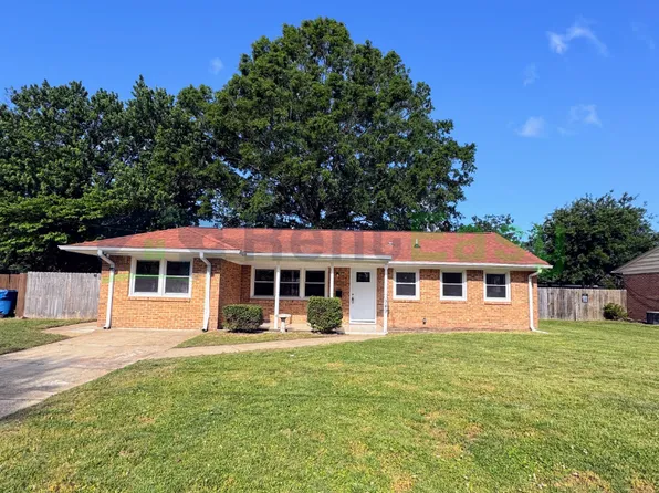 949 Redwood Cir, Virginia Beach, VA 23464