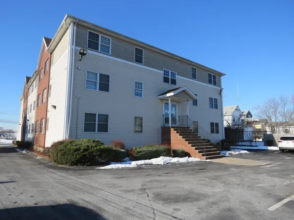 65 Centre St Unit 12, Lynn, MA 01905