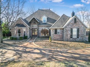 5429 W Chardonnay Ct, Rogers, AR 72758