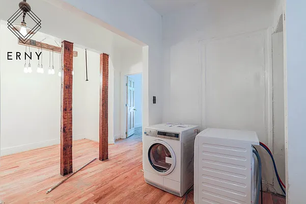 Rented by ERNY LLC | media 10