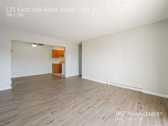 3rd image of 125 E Van Riper Rd #7