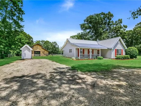 24215 Oalmann Rd E, Bush, LA 70431