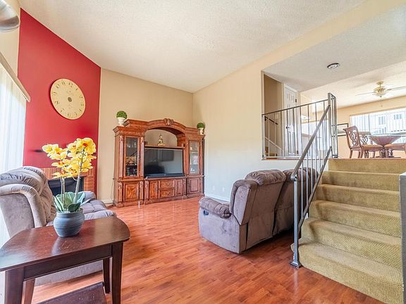 2nd image of 1423 W Village Ln