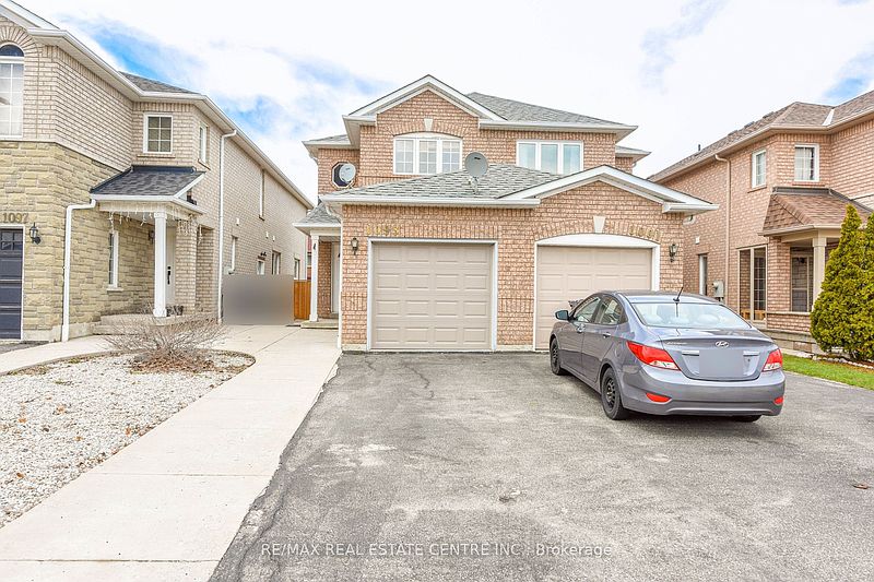 Mississauga House for rent - 3 Bedrooms — photo 3