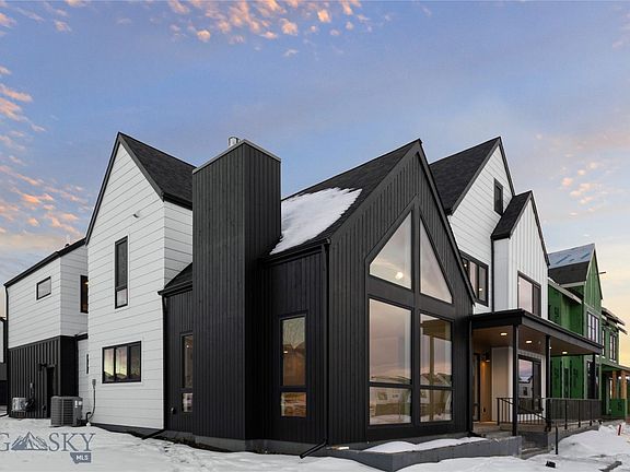 3rd image of 2910 Tierra Ln