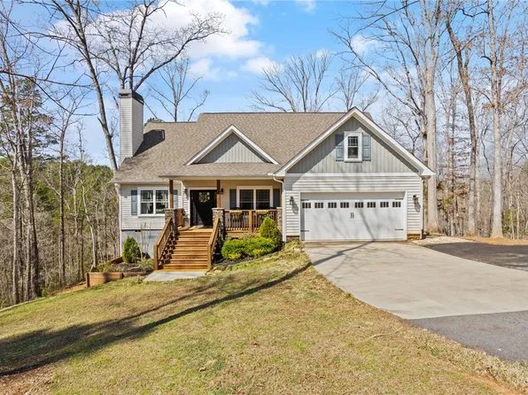 110 Bluebird Ln, Salem, SC 29676