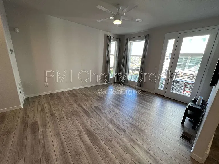 15839 E Broncos Pl — Photo 11
