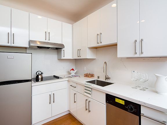 3rd image of 50 Laguna St #304