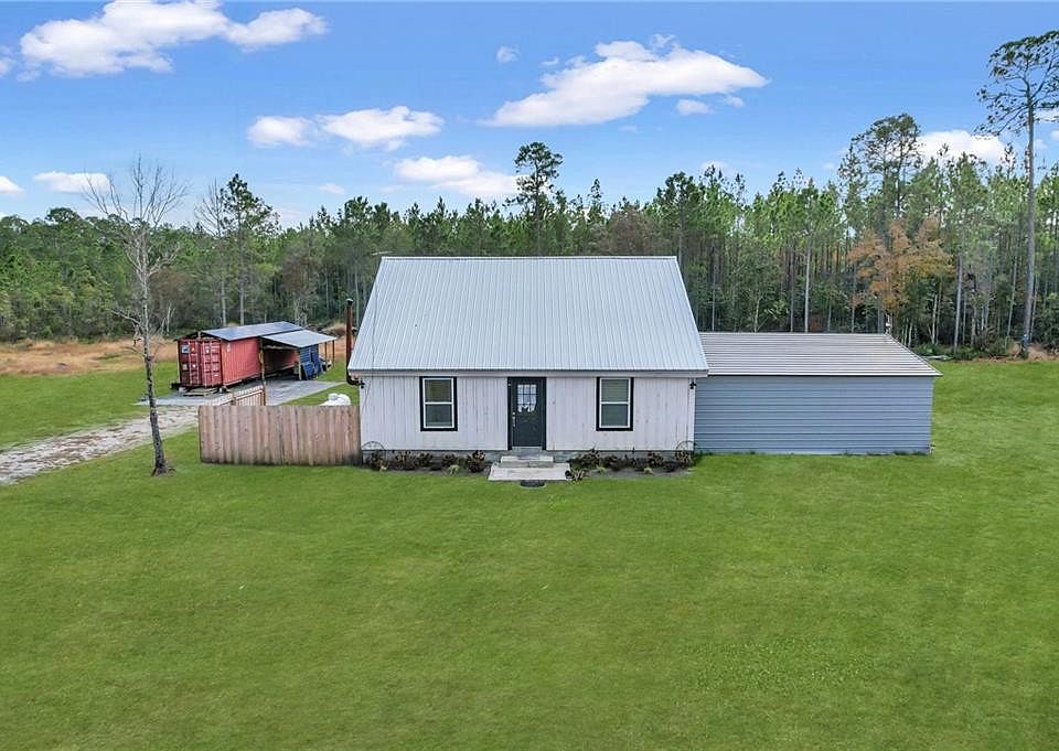 1st image of 437 Picketts Mill Trl