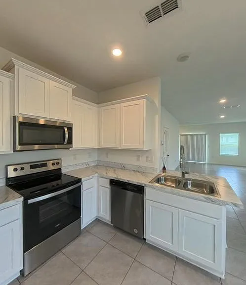 3994 Haymon Ave — Photo 5
