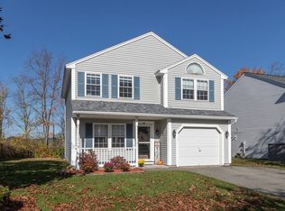 68 Juniper Ln, Tewksbury, MA 01876