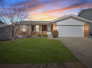 6113 Southern Dr, Saint Louis, MO 63123