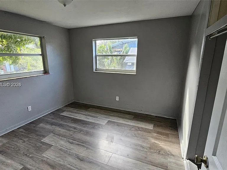 374 NW 31st Ave — Photo 18
