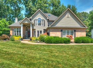 30208 Adams Ln, Westlake, OH