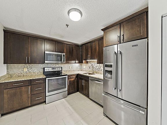 3rd image of 3920 Mystic Valley Pkwy APT 320