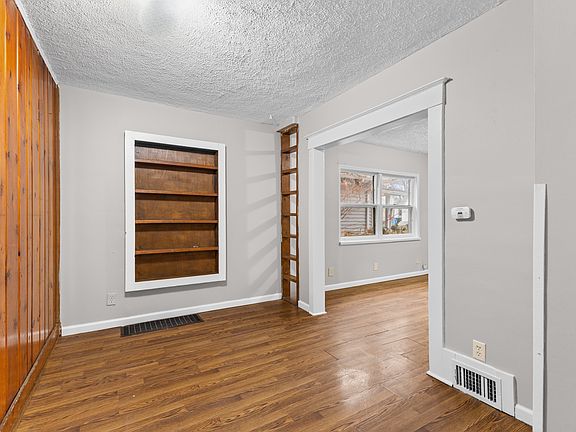 4th image of 922 Dakin St #1