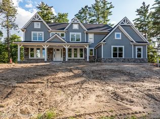 7432 Rexford Ct, Brighton, MI