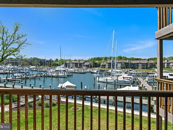 2204 Chesapeake Harbour Dr E, Annapolis, MD 21403