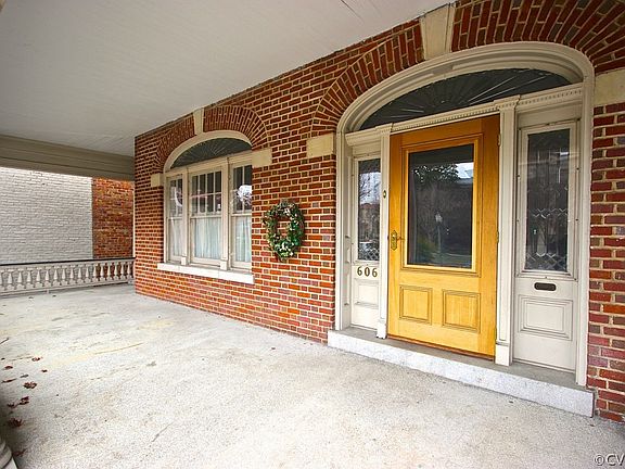 2nd image of 606 N Blvd