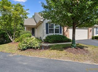 1047 Fairway Dr, Fox Lake, IL 60020