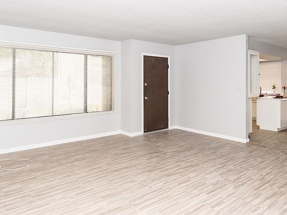 New World Dr Real Estate Photos108
