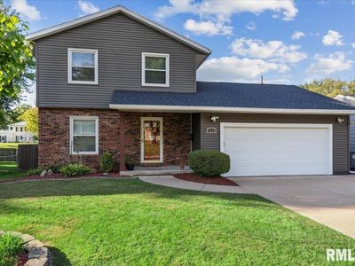 1244 Meadow Lane Dr, Bettendorf, IA, 52722