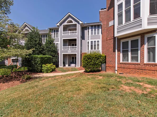 1061 Wirewood Dr APT 301, Raleigh, NC 27605
