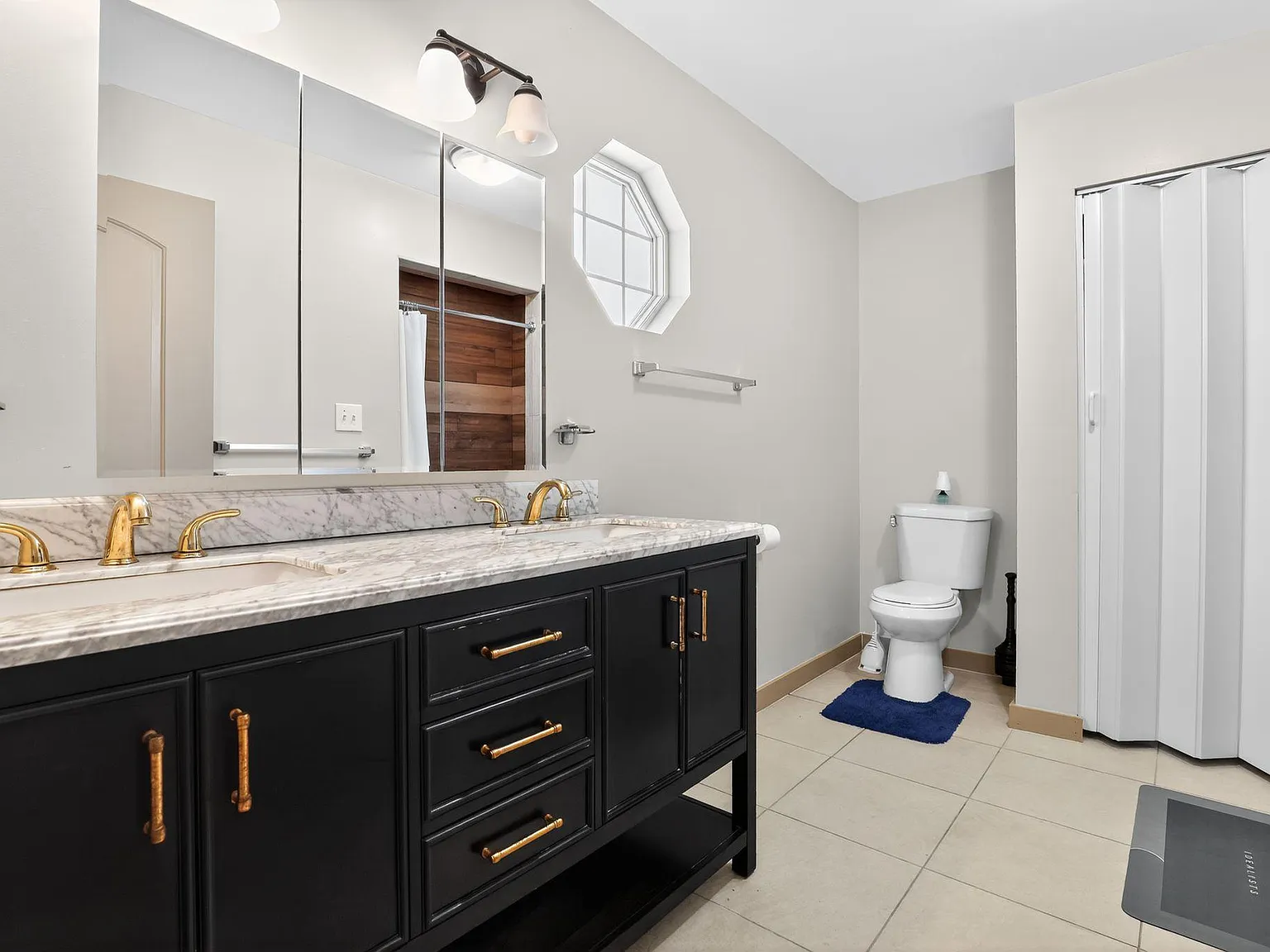 3 bed, 2.5 bath, 1920 sqft, $1,707 — Photo 3