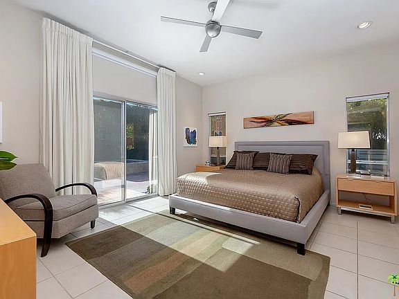 4th image of 663 Dunes Ct