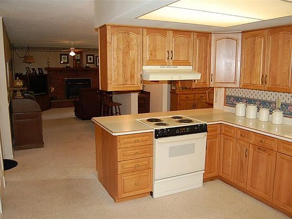 5th image of 2514 Banyon Dr