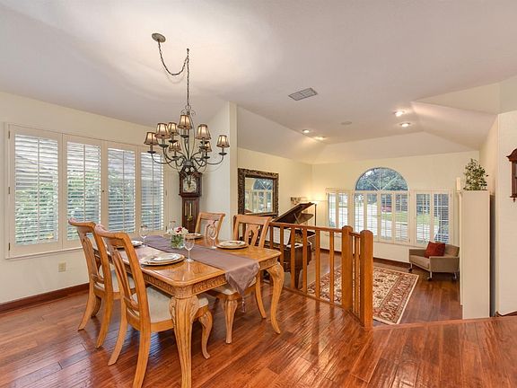 5th image of 2256 Grizzly Hill Ct