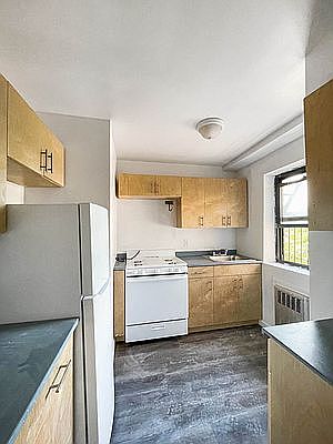 3rd image of 25-10 31st Ave #4K