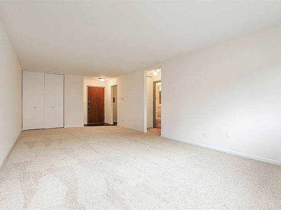 4th image of 8541 Lotus Ave APT 714