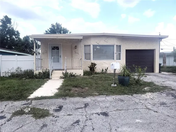 2045 Melody Dr, Holiday, FL 34691