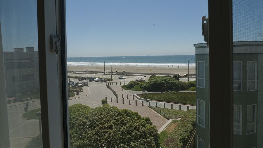 1st image of 799 La Playa St #3