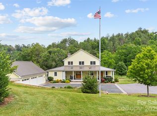 971 Banks Creek Rd, Burnsville, NC 28714
