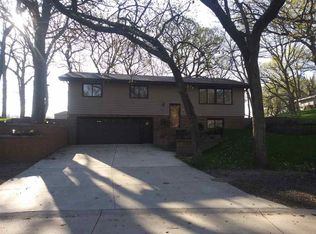 1212 Summer Circle Dr, Okoboji, IA 51355