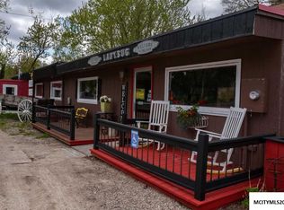 1714 7th Ave N, Clear Lake, IA 50428